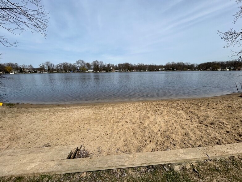 Beach - 217 Glenmoor St