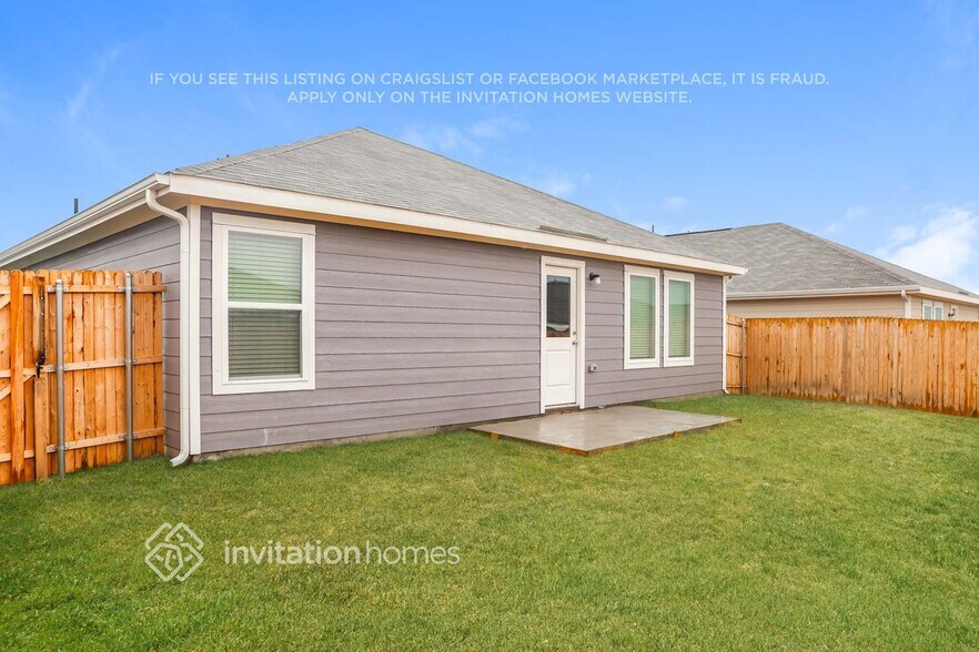Building Photo - 10225 Hackberry Spg Wy