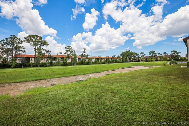 Building Photo - 7593 Tahiti Ln