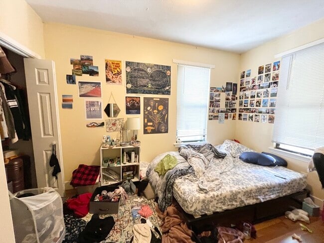 Building Photo - 1578 Tremont St