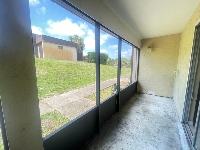 Building Photo - 403 Marshall Ct