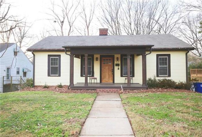 Primary Photo - 638 Brent St