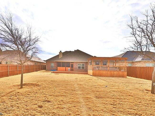 Building Photo - 7420 Tuscany Dr