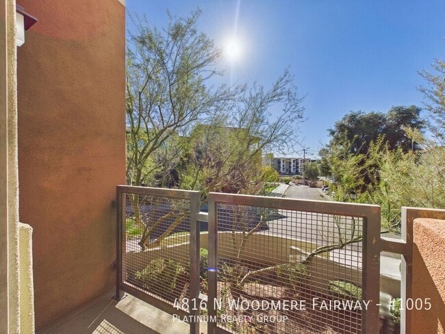 Building Photo - 4816 N Woodmere Fairway