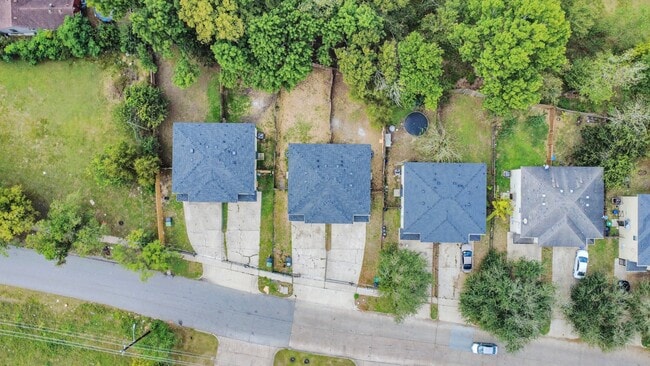 Building Photo - 8130 Jutland Rd