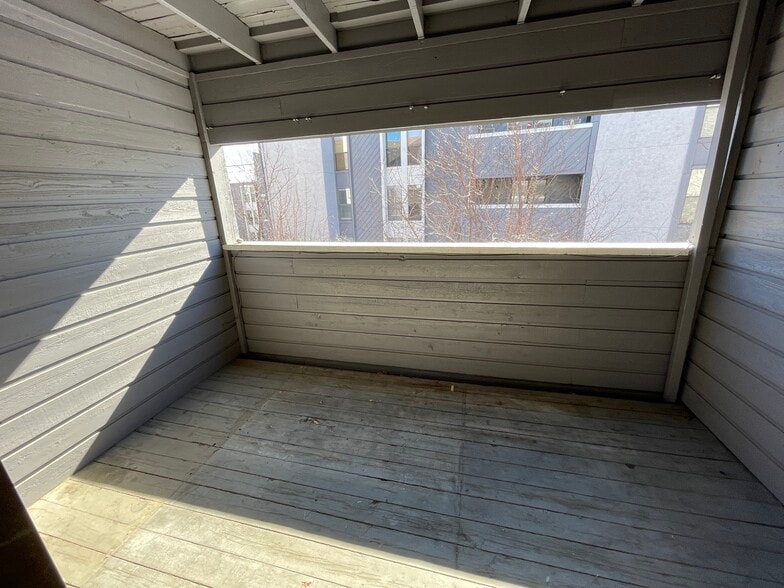 Building Photo - 9797 E Peakview Ave