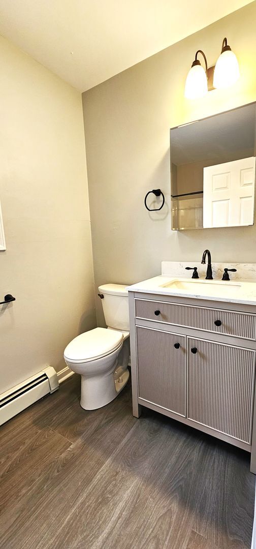 Building Photo - 6 West St