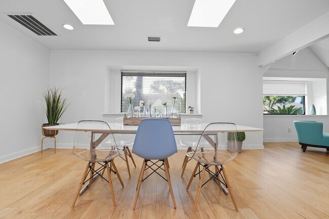 Building Photo - 6518 Kury Ln