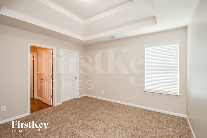 Building Photo - 7125 Bedrock Cir