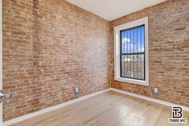 Building Photo - 4 bedroom in Brooklyn NY 11226