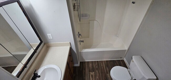 Building Photo - Charming 3 Bedroom, 2.5 Bath Home in Pike County!