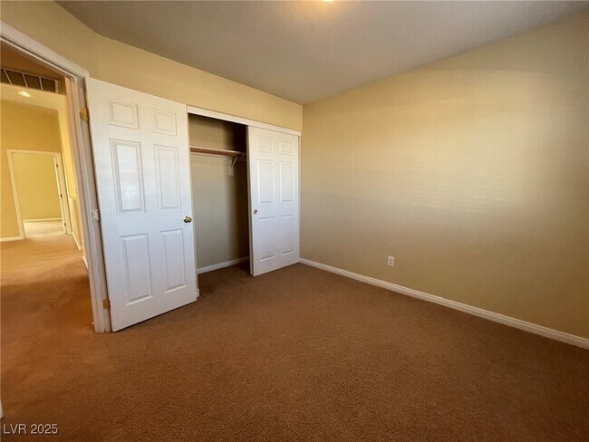 Building Photo - 275 Red Eucalyptus Dr
