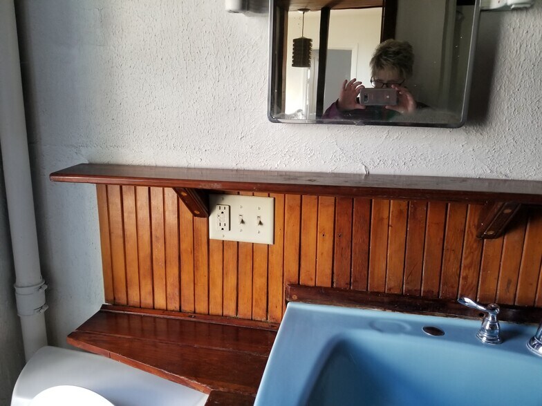 Building Photo - 309 N Market St