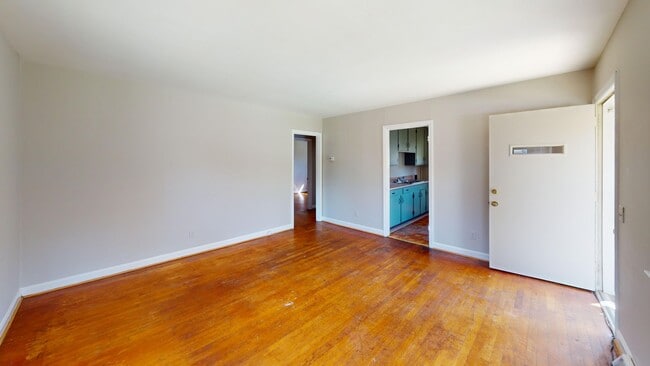 Building Photo - 814 Wabash Ave