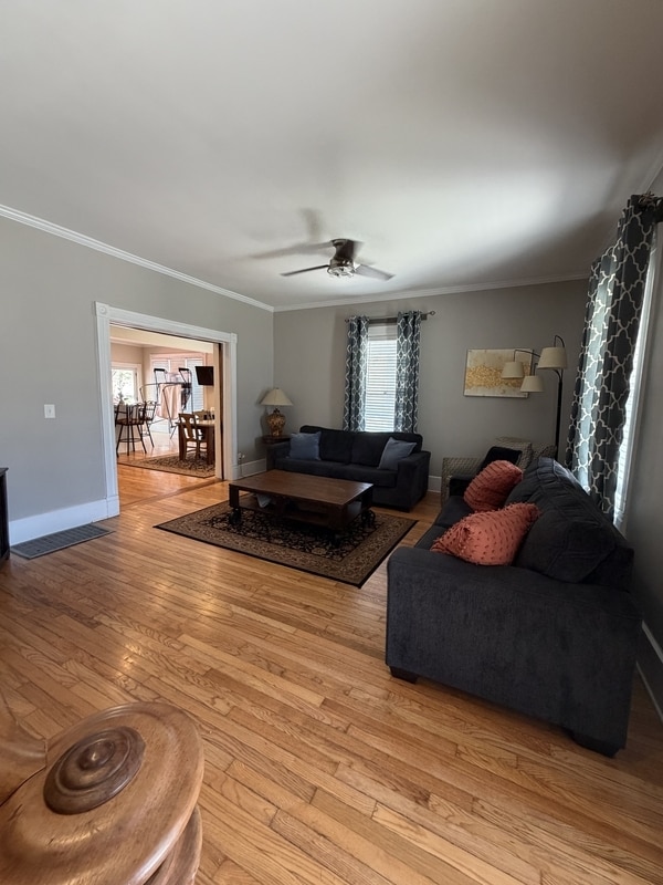 Building Photo - 845 Illinois St