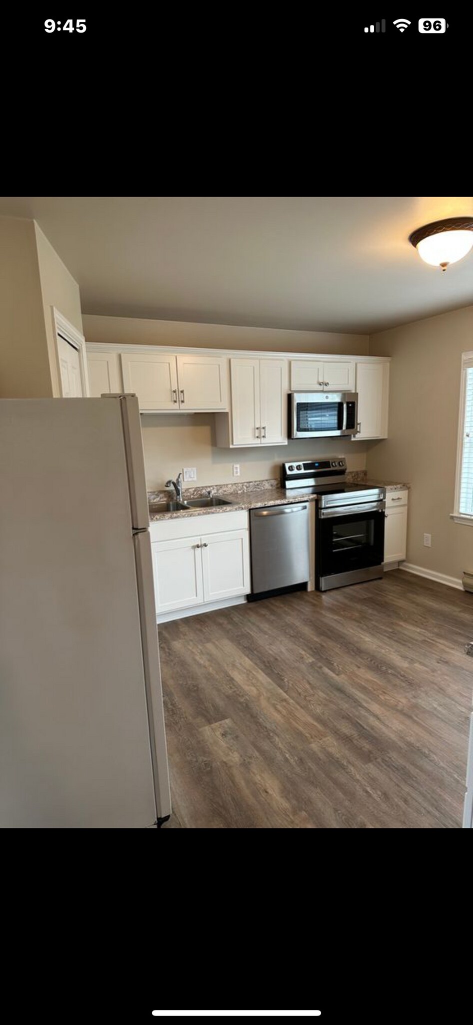 Building Photo - 112 W Monroe St