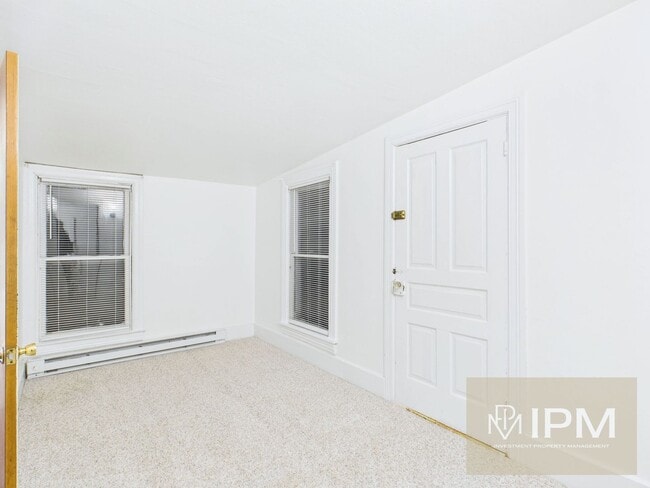 Building Photo - Dallastown School! 3 Bed, 1 Bath Home with Fenced in Yard!