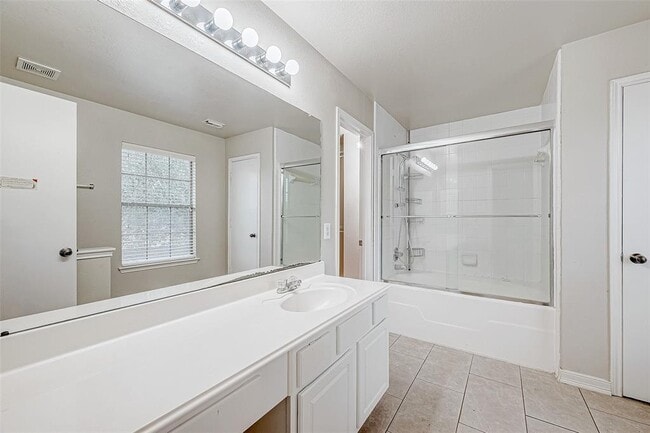 Building Photo - 9514 Sedge Wren Ct