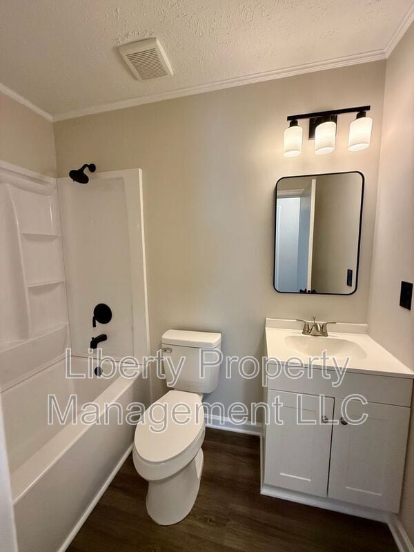 Building Photo - 5929 Spinner Rd