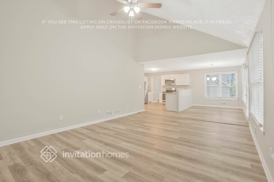 Building Photo - 3386 Woodlaurel Dr