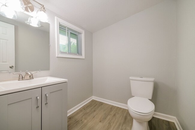 Building Photo - 3 BR / 2.5BA | Updated Single Family Home | 2-Car Garage Parking | Private backyard!