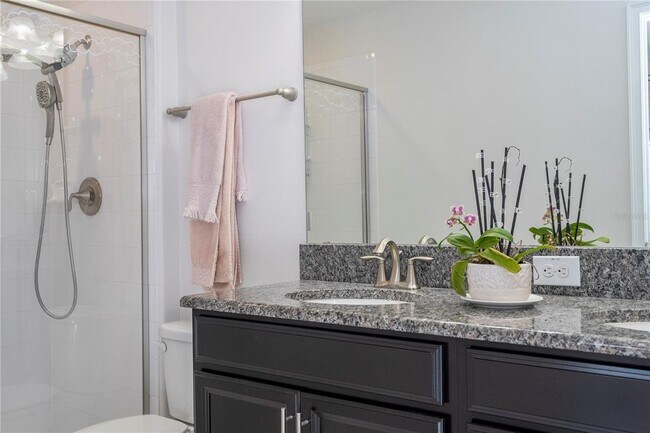 Building Photo - 1327 Shinnecock Hills Dr