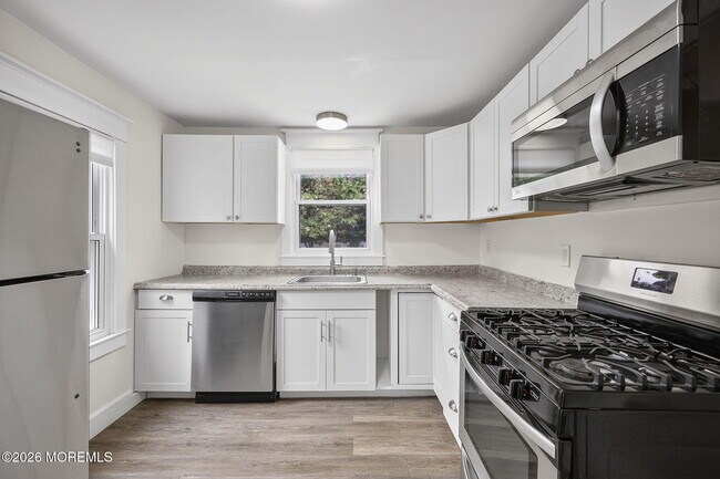 Building Photo - 1429 Marconi Rd
