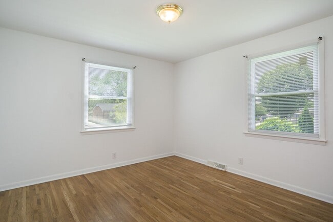 Building Photo - Updated Nashville Ranch for Rent!