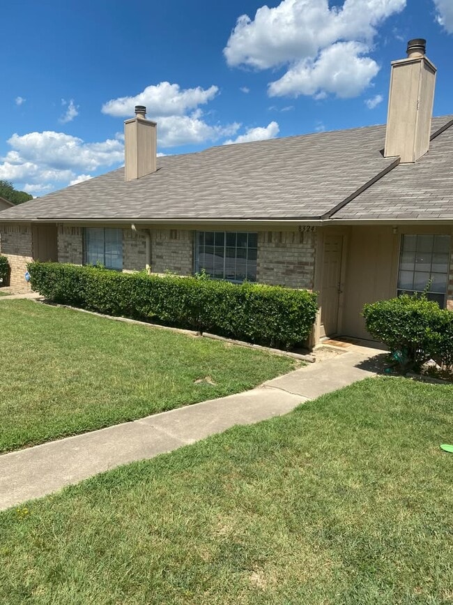 Building Photo - 8302 El Cerrito Dr