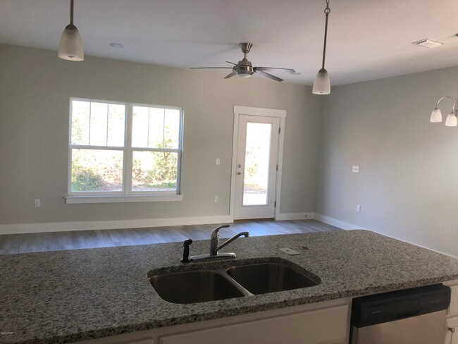 Building Photo - 9000 Banyan Beach Dr
