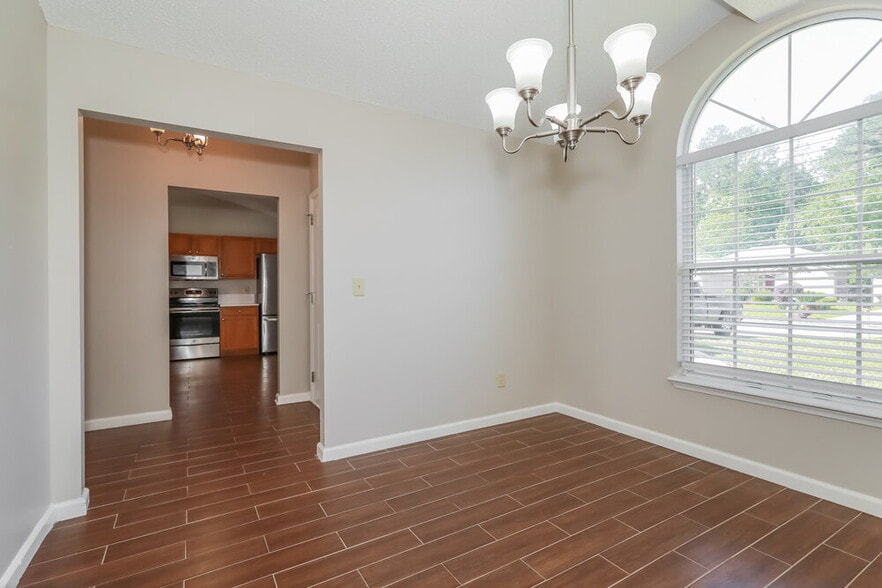 Building Photo - 2851 Tuscarora Trail