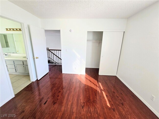 Building Photo - 5797 Cedar Ave