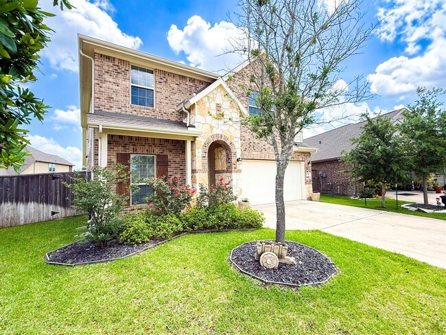 Building Photo - 20206 Heather Haven Dr
