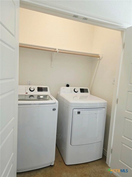 Building Photo - 3805 Sugar Hackberry Trl