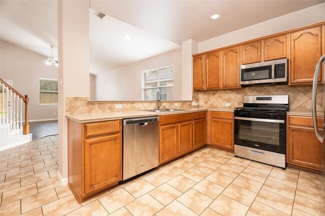 Building Photo - 6177 New Castle Ln