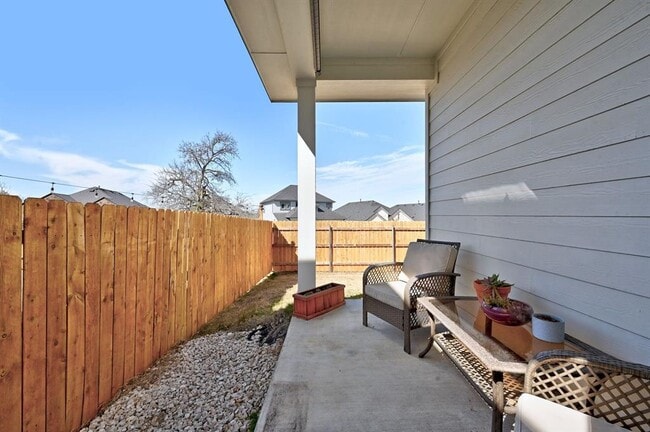 Building Photo - 13004 Bloomington Dr