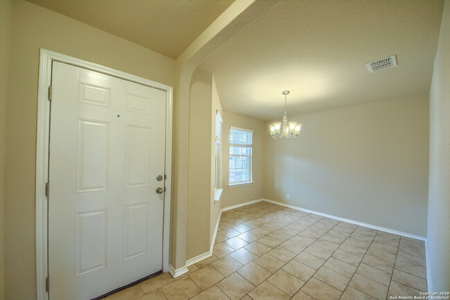 Building Photo - SPACIOUS 4-BEDROOM OFFERING 50% OFF FIRST ...