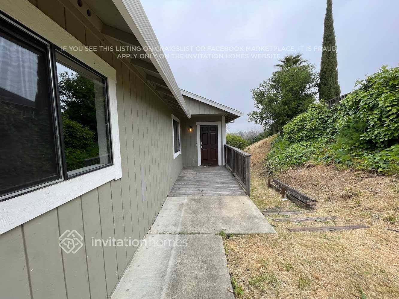 Building Photo - 147 Pecan Ct