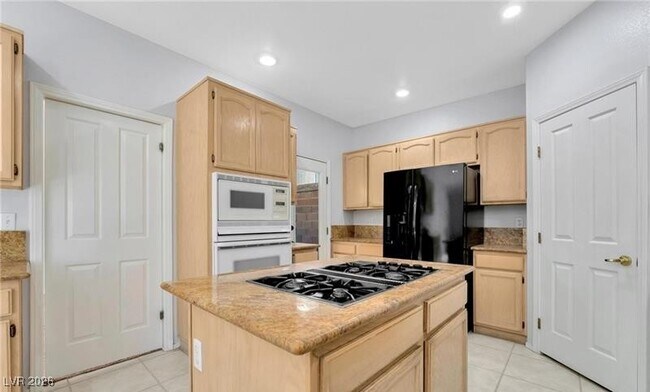 Building Photo - 187 Reed Ln