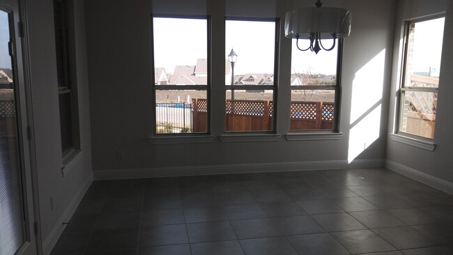 Breakfast Area - 4210 Stableglen Dr