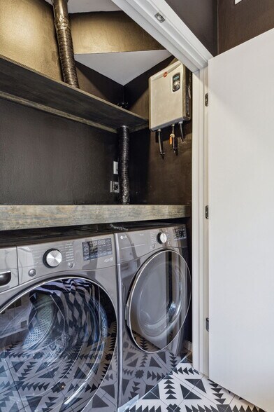 Building Photo - 4111 Herschel Ave