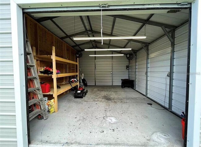 Building Photo - 18505 3rd Ave