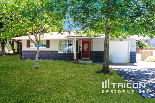 Primary Photo - 10818 SE 74th Ave
