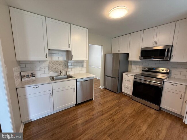 Building Photo - 12457 Andover Ct