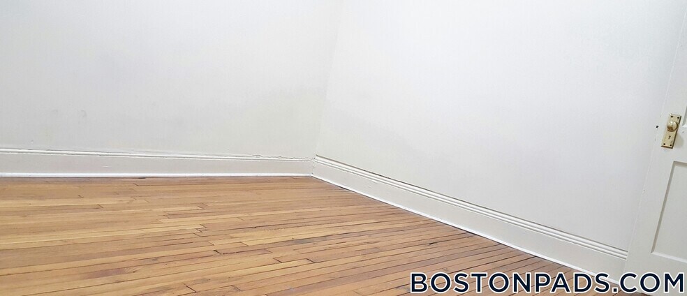Building Photo - 25 Walbridge St