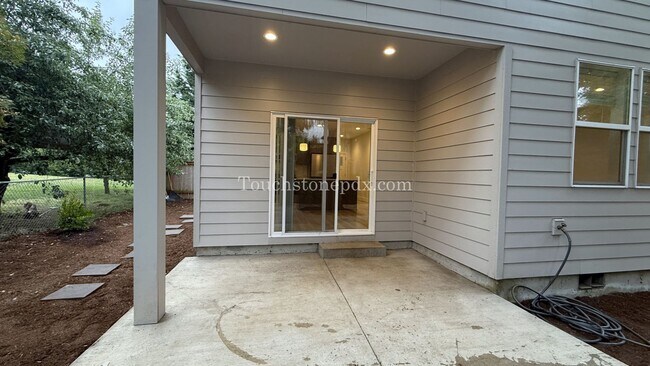 Building Photo - Luxury Meets Nature for this 3 BD | 2.5 BA...