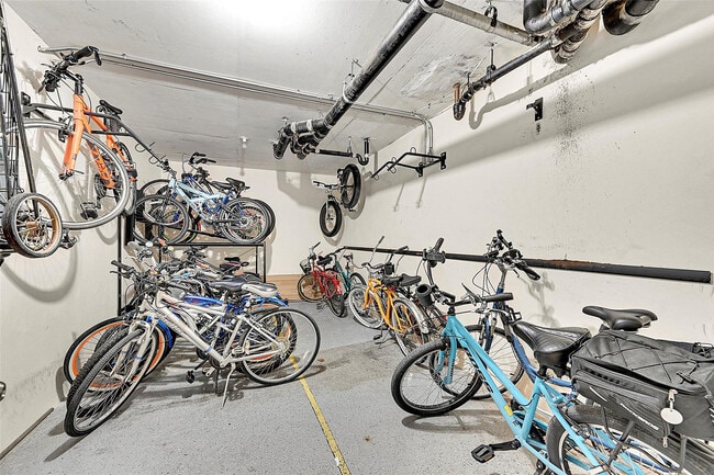 Building Photo - 1401 S Ocean Dr