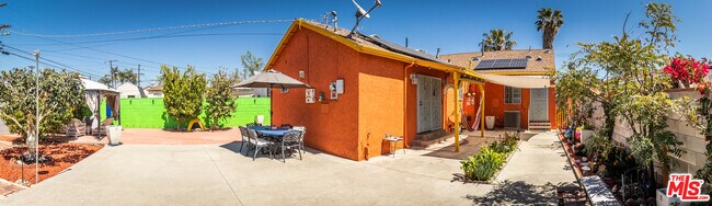 Building Photo - 6445 Tujunga Ave