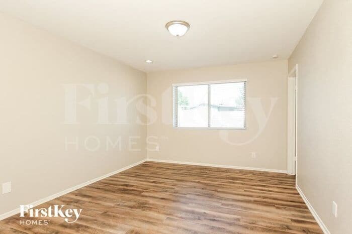 Building Photo - 17635 N 33rd Ln