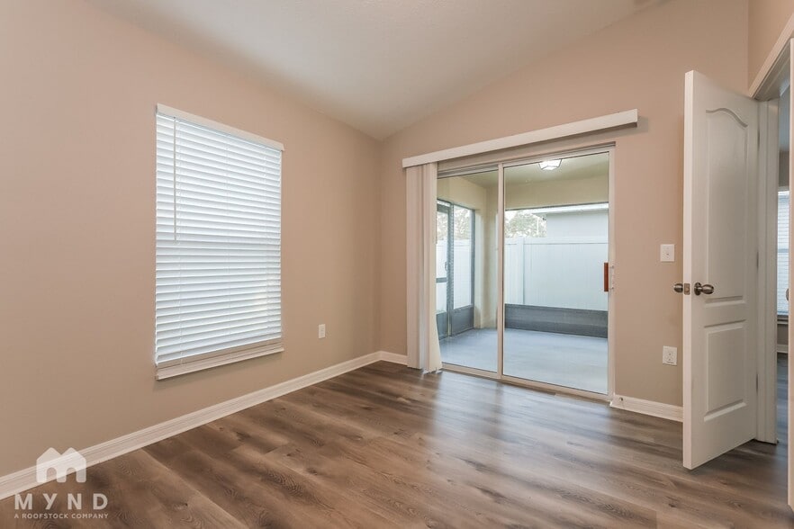 Building Photo - 10313 Summer Azure Dr